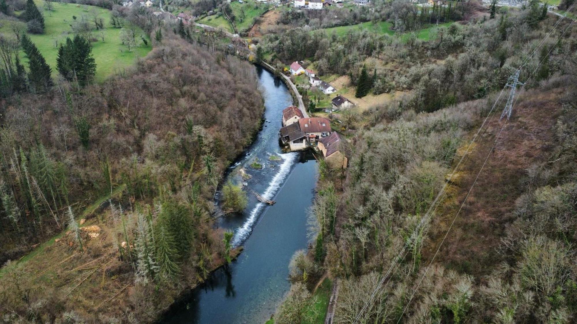 Gite Du Moulin Montgesoye Ngoại thất bức ảnh